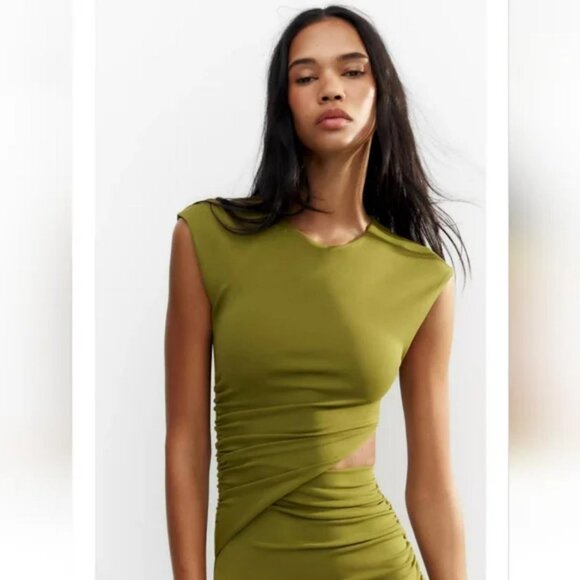 ZARA CUT OUT MAXI DRESS - Picture 3 of 5